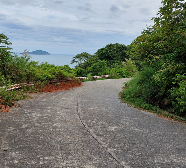 Monkey Mountain Cycling Tour Da Nang